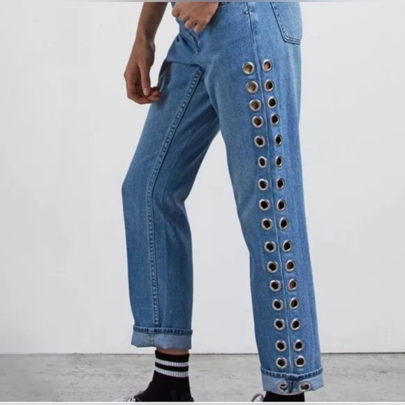 Volcom Georgia May Jagger GMJ Boyfriend Grommet Jean Light Blue Size 27 - Picture 5 of 15